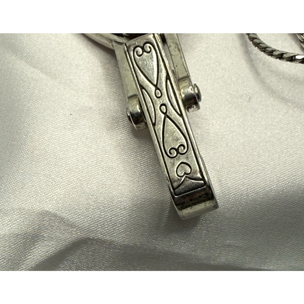 BRIGHTON Reno Heart Badge Clip Lanyard SWAROVSKI Scrollwork SilverPlate 32-34” - Picture 6 of 8